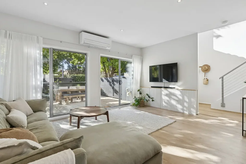 Watson 3Moenga Stylish North-Facing Home with Exceptional Indoor-Outdoor Living