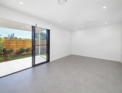 84/1 Lake Serenity Blvd, Helensvale, Gold Coast, 4 ห้องนอน, 2 ห้องน้ำ, Townhouse