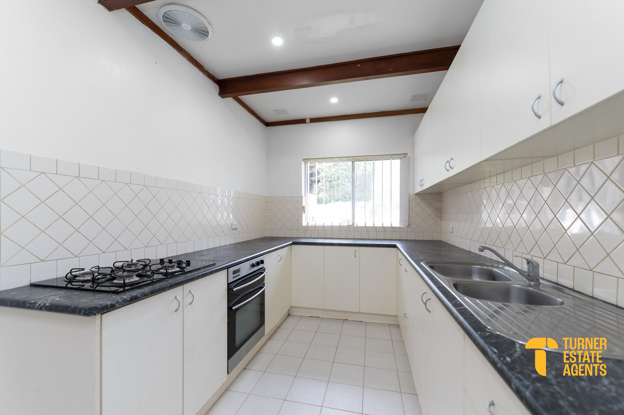 15 HUGHENDEN DR, THORNLIE WA 6108, 0房, 0浴, House