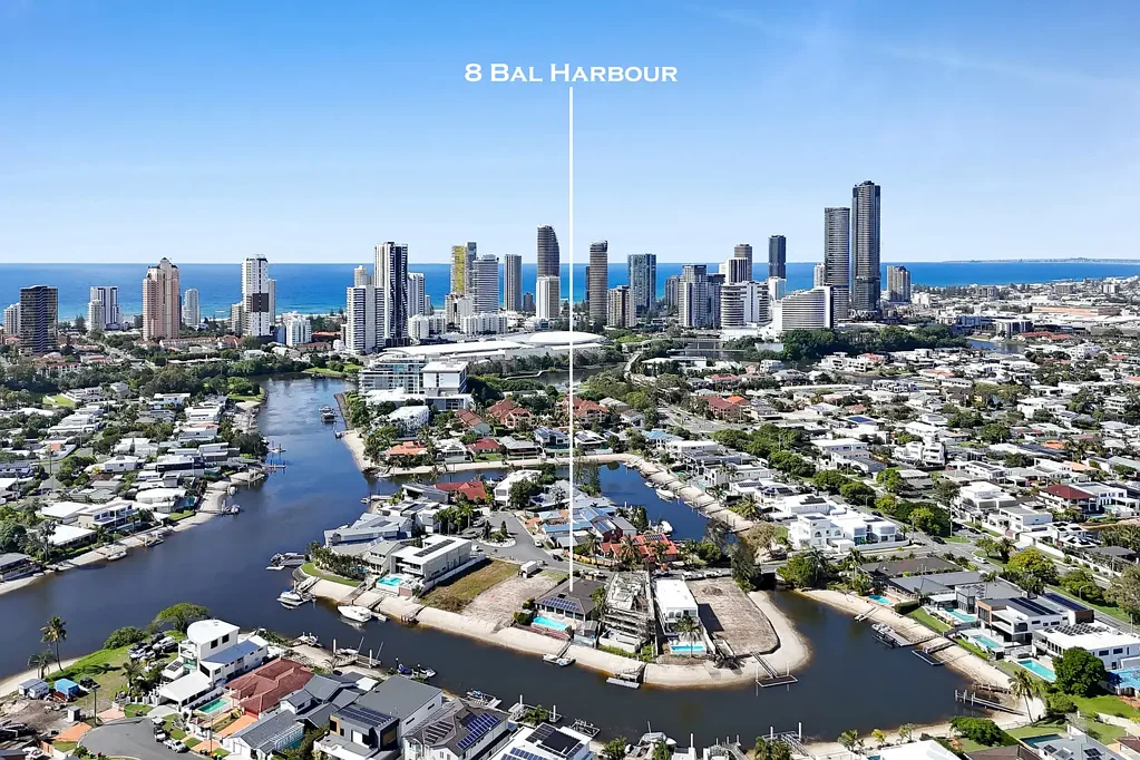 8 Bal Harbour, Broadbeach Waters, QLD 4218