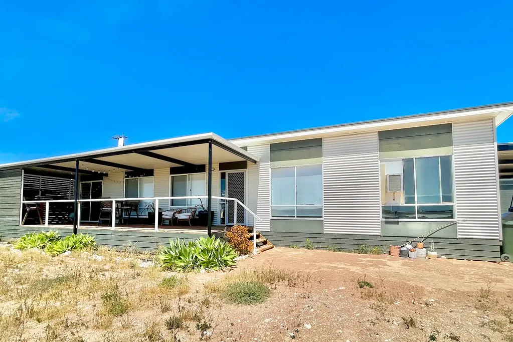 Ceduna Waters 4 Bedroom Unmatched Ocean Views, Space & Style – Coastal Paradise