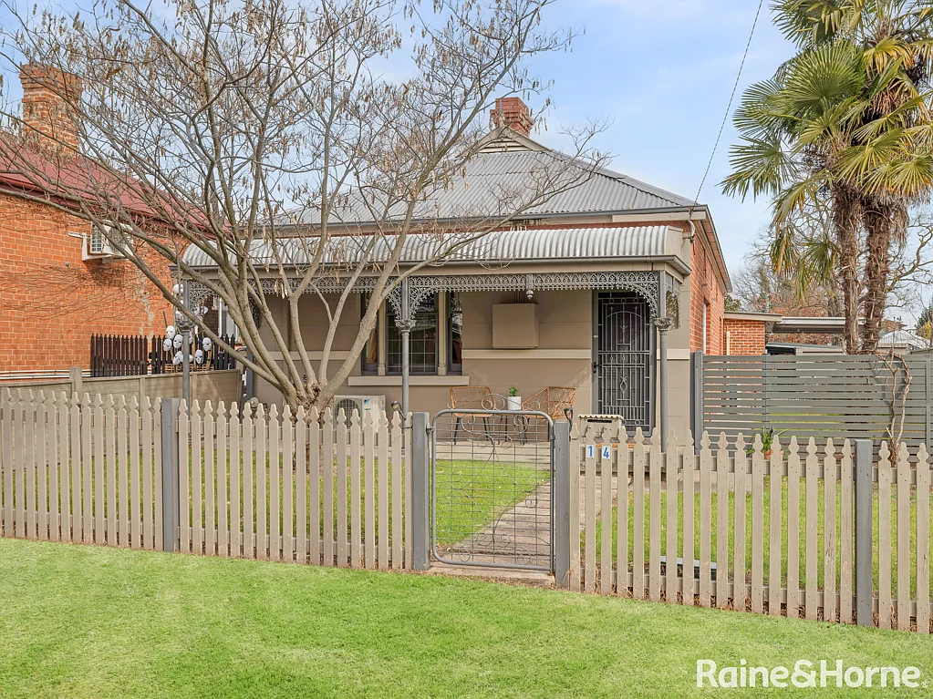 14 Morrisset Street, Bathurst, NSW 2795