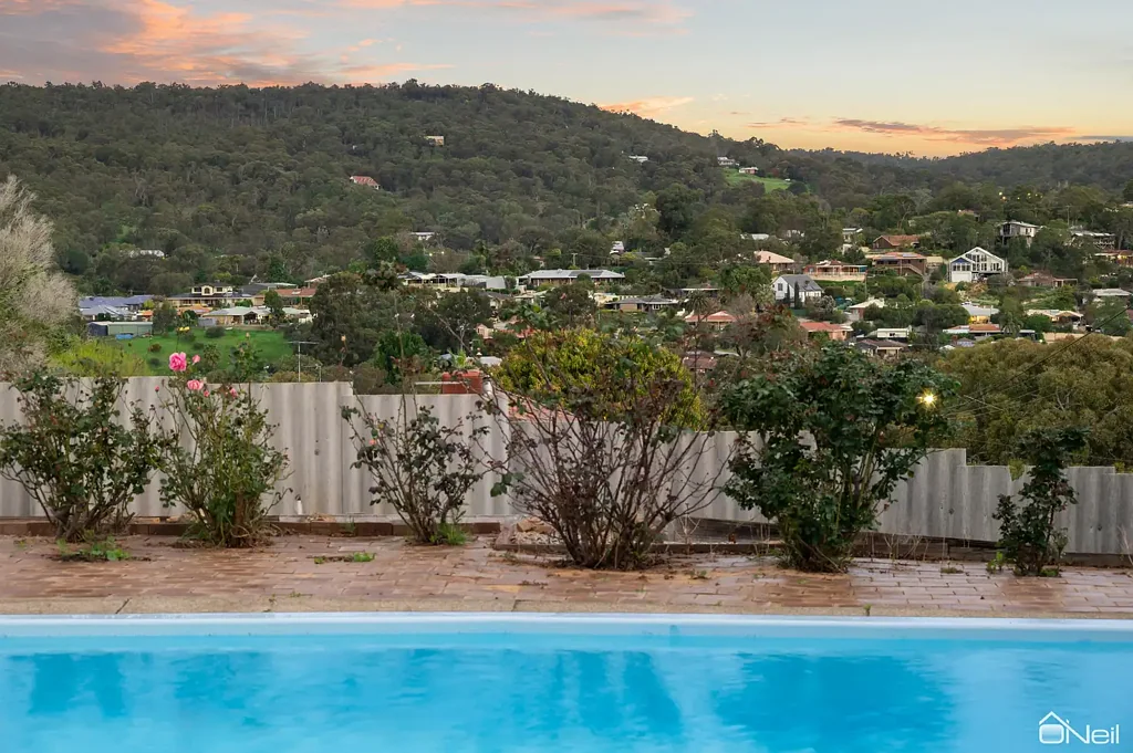 Mount Nasura 5Kwarto THE HOME - THE VIEWS - THE SPACE