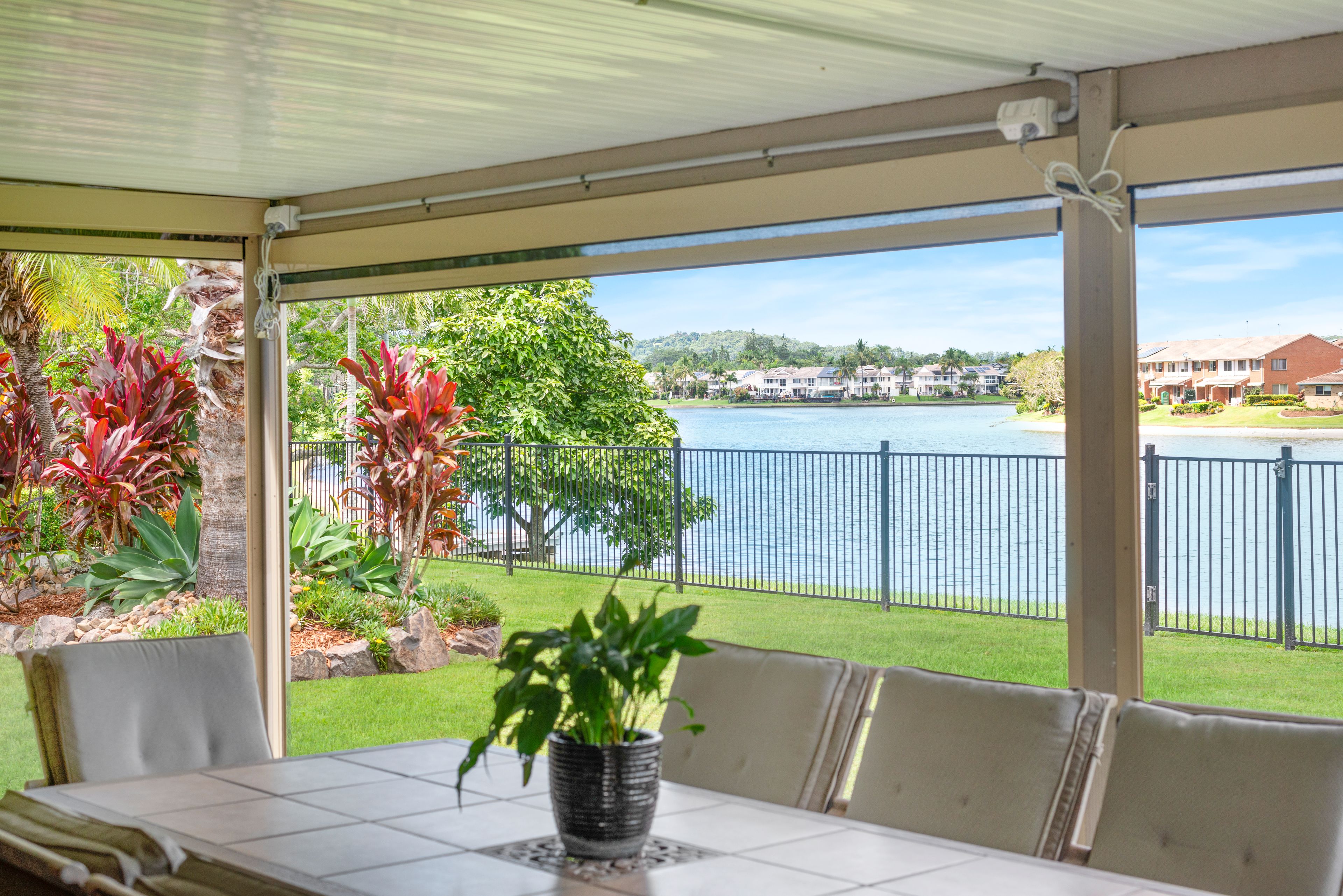 127 MURTHA DR, ELANORA QLD 4221, 0房, 0浴, House