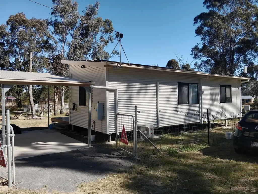 2 bedroom house in peaceful setting.