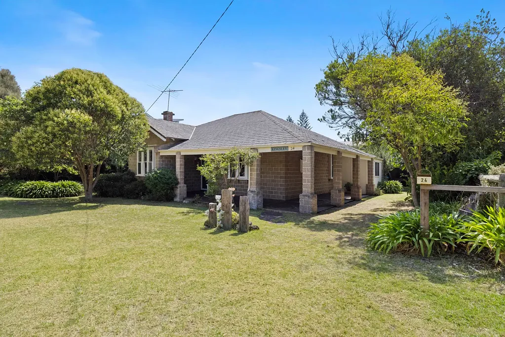 24 St Pauls Road, Sorrento, VIC 3943