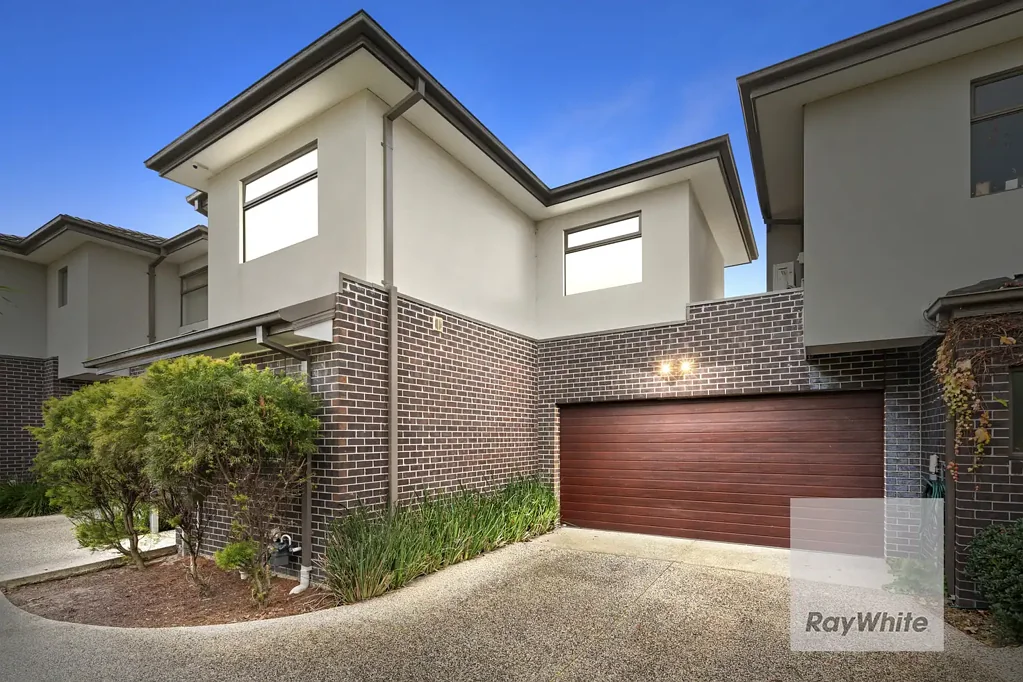 Kingsbury 3Moenga Parkside Lifestyle!
