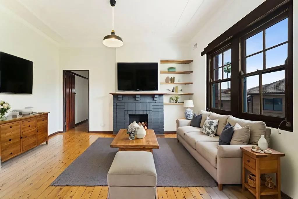 Beautifully Updated Two-Bedroom Apartment in a Prime Burwood Location