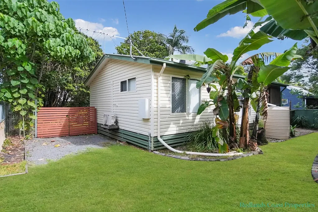 13 Welsby Street, Coochiemudlo Island, QLD 4184