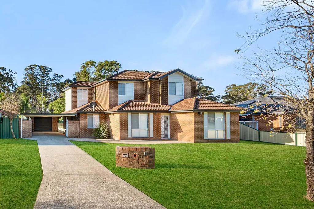 11 Carnation Avenue, Claremont Meadows, NSW 2747