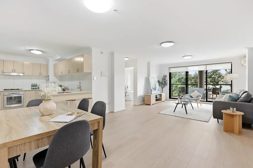 Westmead 2Kwarto Resort styled living with an oversized two-bedroom apartment