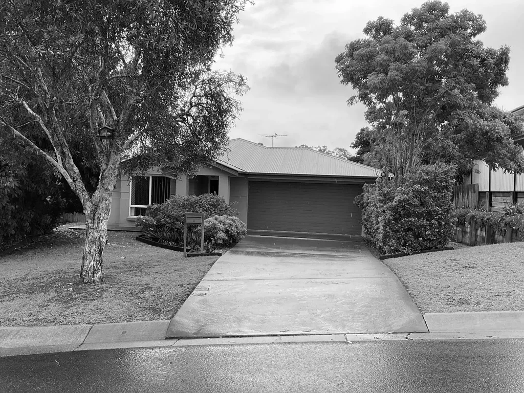 Address Withheld, Flinders View, QLD 4305