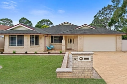 12 Banksia Road, Mount Annan