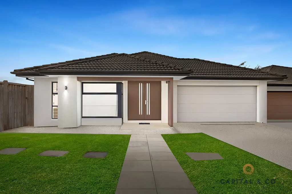 Mickleham 4ਬੈੱਡਰੂਮ Exquisite Family Home in the Heart of Mickleham Merriefield  with Land Size 602 sqm (approx.)