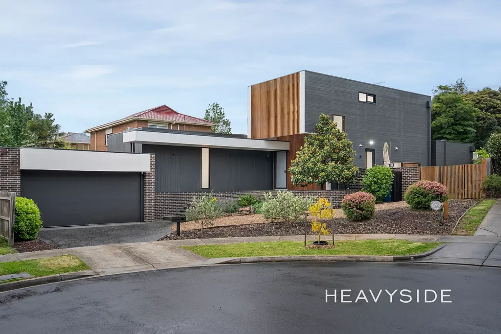 Doncaster East 4Kwarto Architectural Brilliance Meets Everyday Luxury