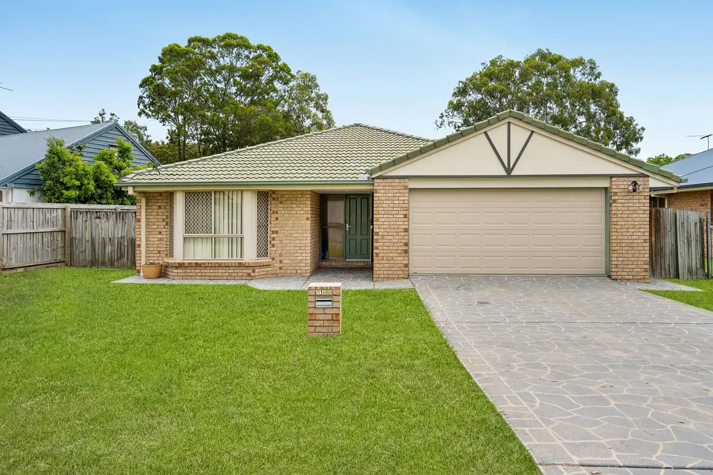 10 Reynolds Street, Carindale, QLD 4152