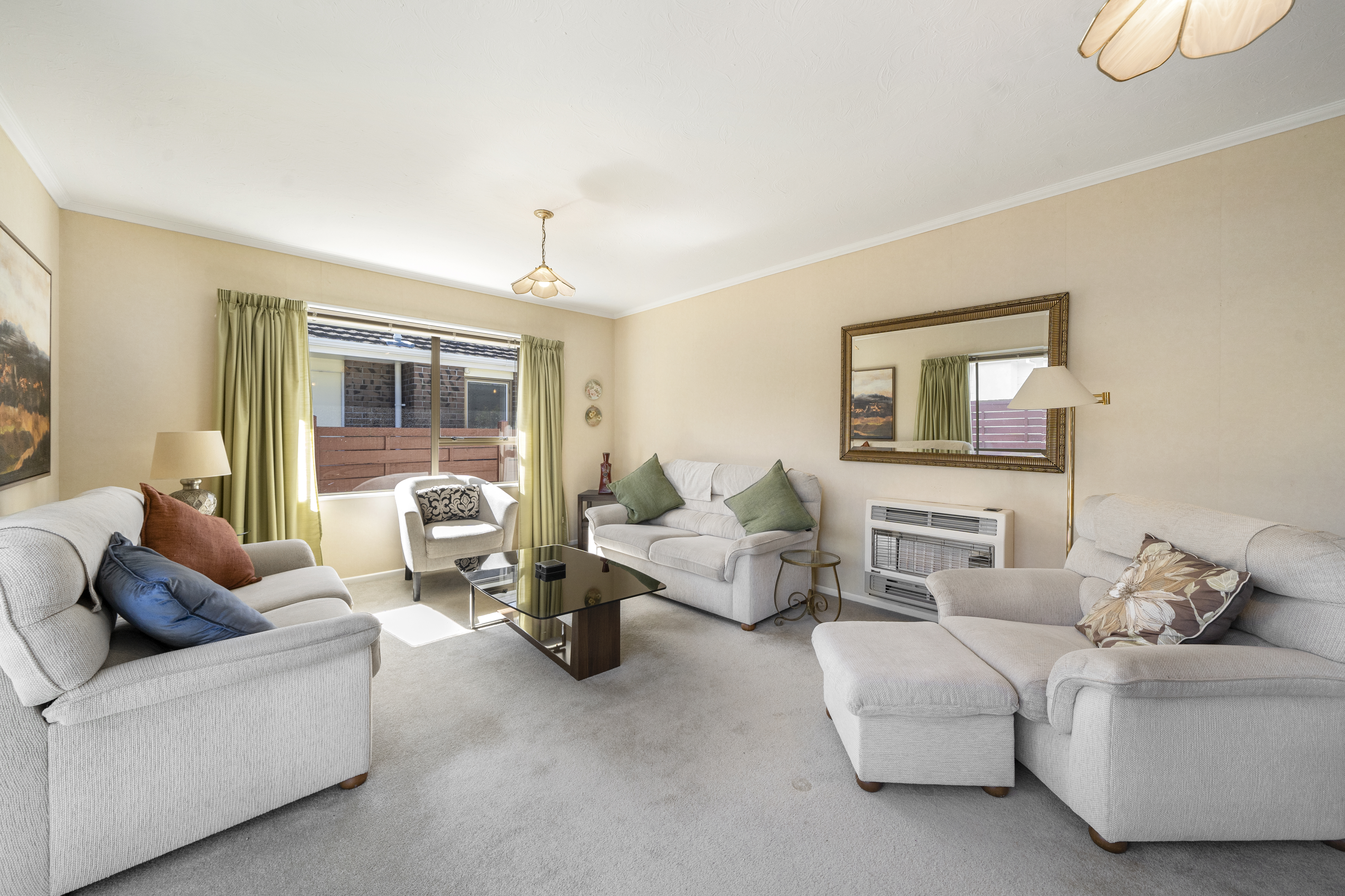 25 Whites Line West, Woburn, Lower Hutt, 2 Bedrooms, 0 Bathrooms