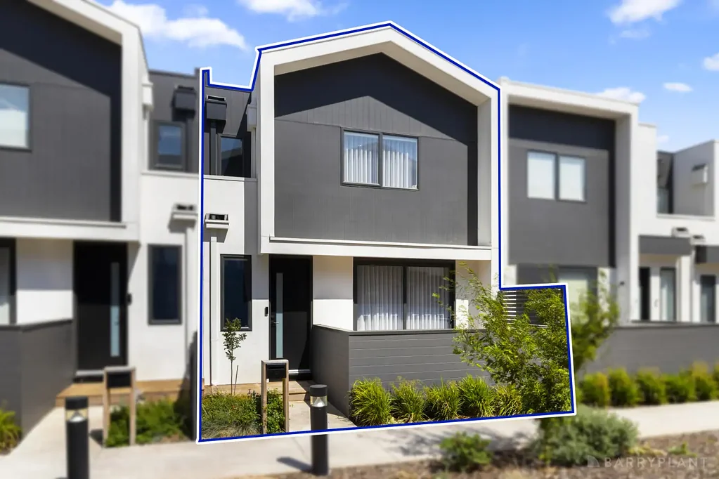 9 Alexi Walk, Eumemmerring, VIC 3177