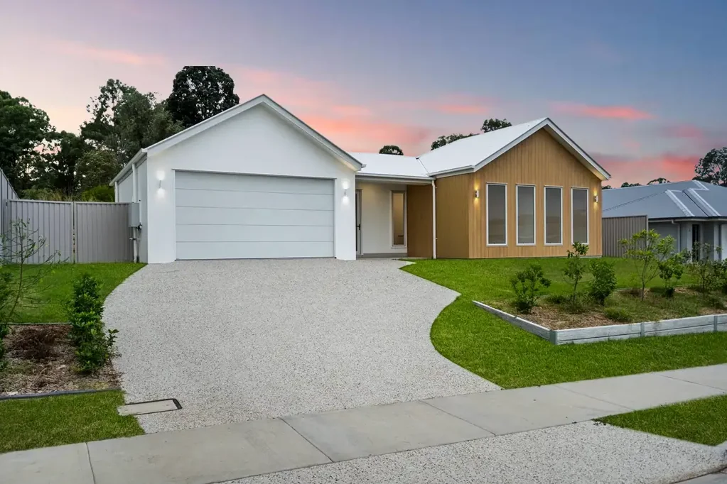 124 Jackson Crescent, Gleneagle, QLD 4285