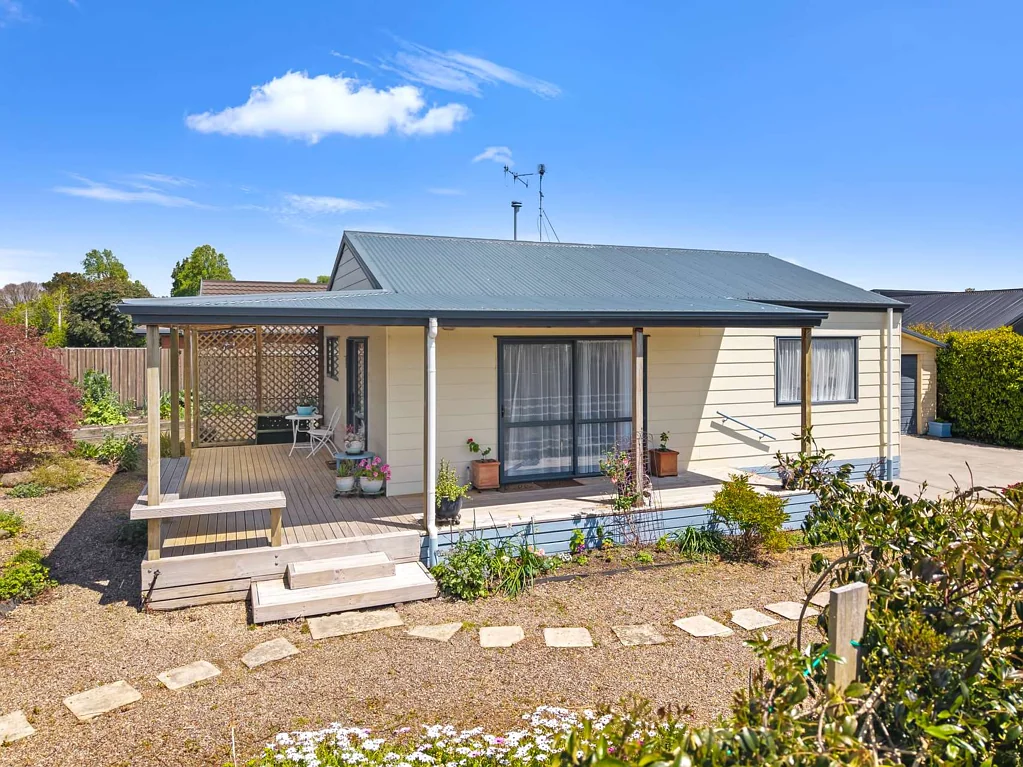 Horotiu 2Phòng ngủ Where City Convenience Meets Country Calm