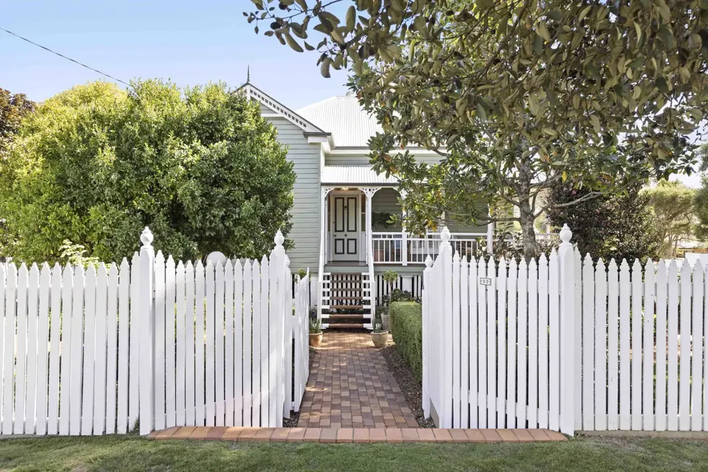 East Toowoomba 4Zimmer Timeless Elegance, Reimagined by Ivy + Piper