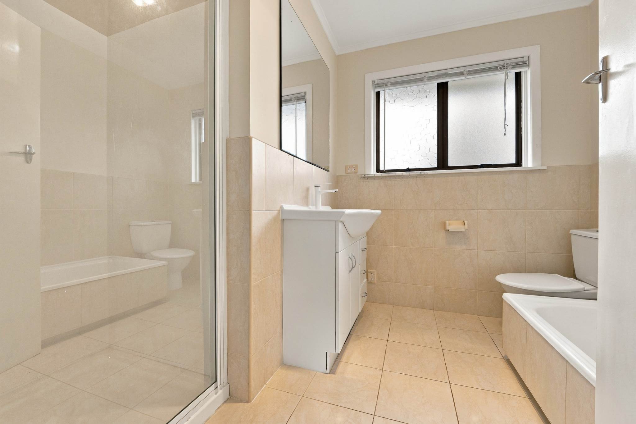4 Dell Way, Highland Park, photo 13