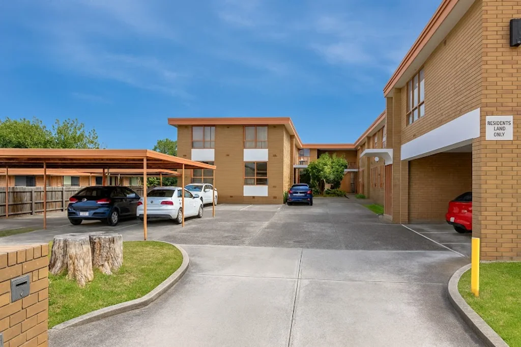 Dandenong 2房 Dandenong 繁华地段经济实惠的 2 居室公寓 Affordable 2BR Apartment in Thriving Dandenong