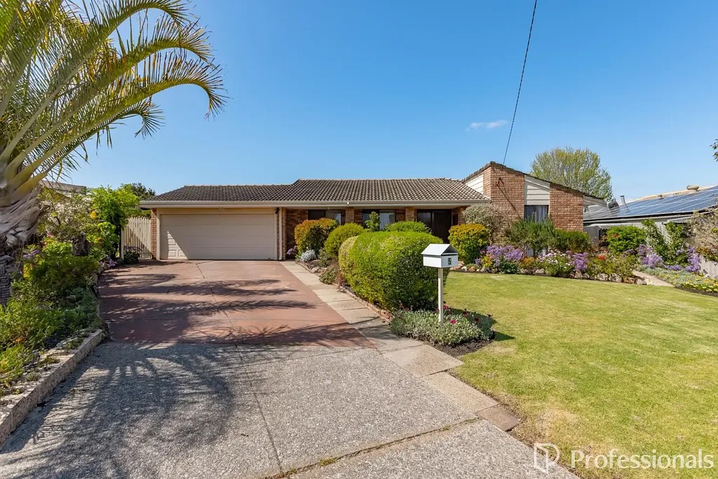 Willetton 4બેડરૂમ Huge Executive Residence