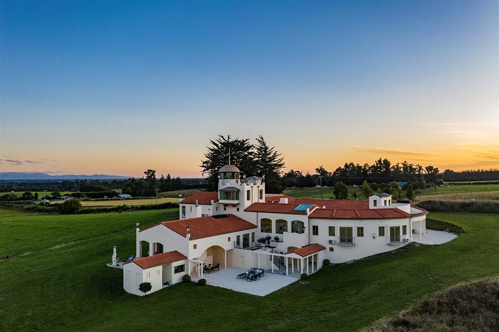 Sefton Bella Castello – Luxury Estate for Rent
