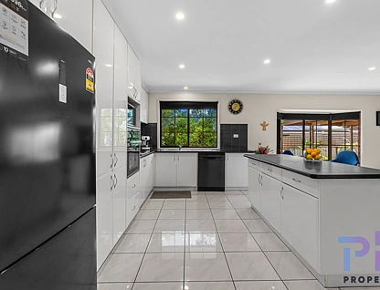 15 Magellan Crescent, Kangaroo Flat, Bendigo, 5 ห้องนอน, 2 ห้องน้ำ, House