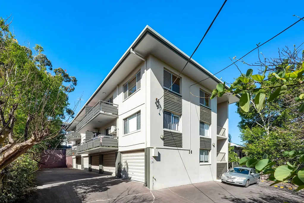 4/16 Ernest Street, Greenslopes, QLD 4120