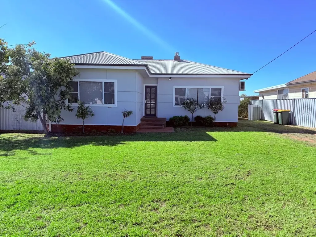 Condobolin 2房  Ray White Condobolin - 02) 6895 3364