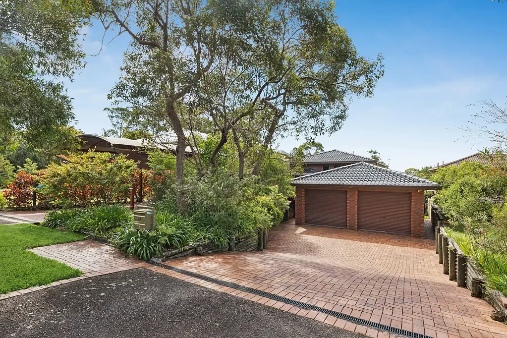Macmasters Beach 4房  North facing coastal opportunity; dual living and exceptional parking