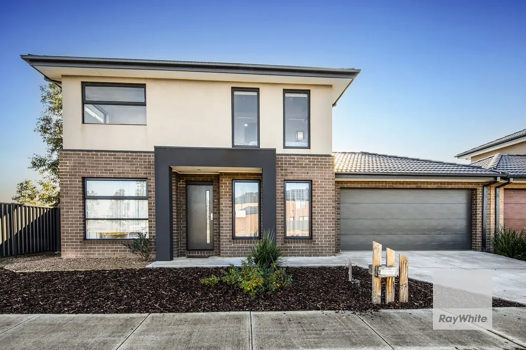 Rockbank 3Phòng ngủ Contemporary & Low MaintenanceFamily Living!