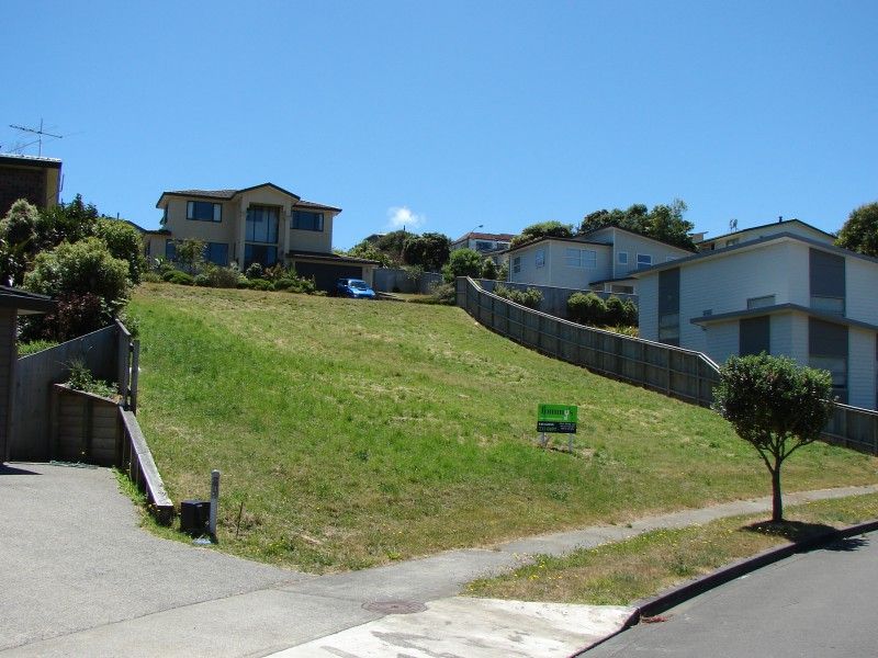 9 Fiordland Place, Aotea, Porirua, 5 રૂમ, 2 બાથરૂમ