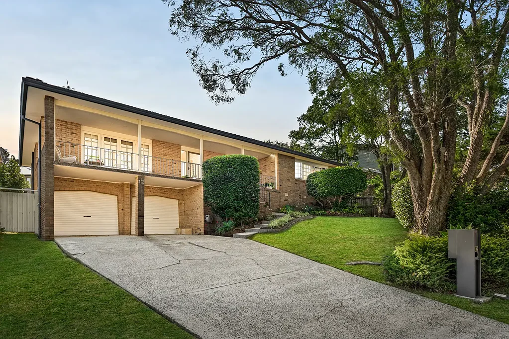 Belrose 7房 多功能家庭生活，带独立祖母房 Versatile Family Living with a Separate Granny Flat