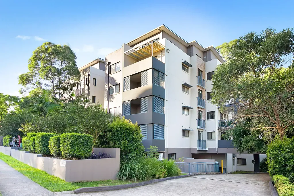 Turramurra 1غرفة نوم Spacious 1-Bedroom with Study apartment close to Turramurra Station