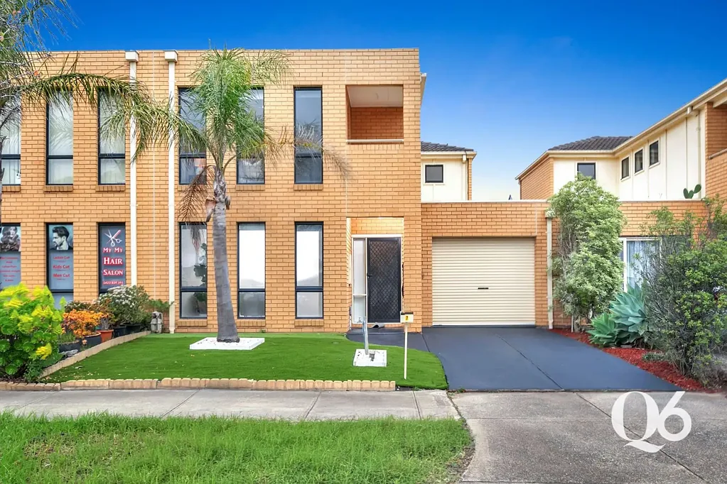 Cairnlea 3ห้องนอน Upgraded Living in a Central Location