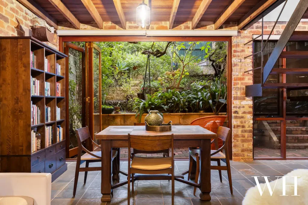 35 Bolton Place, Fremantle, WA 6160