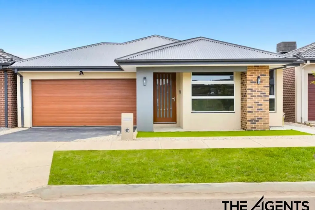 Spacious 4-Bedroom Family Home in Donnybrook's Growing Community