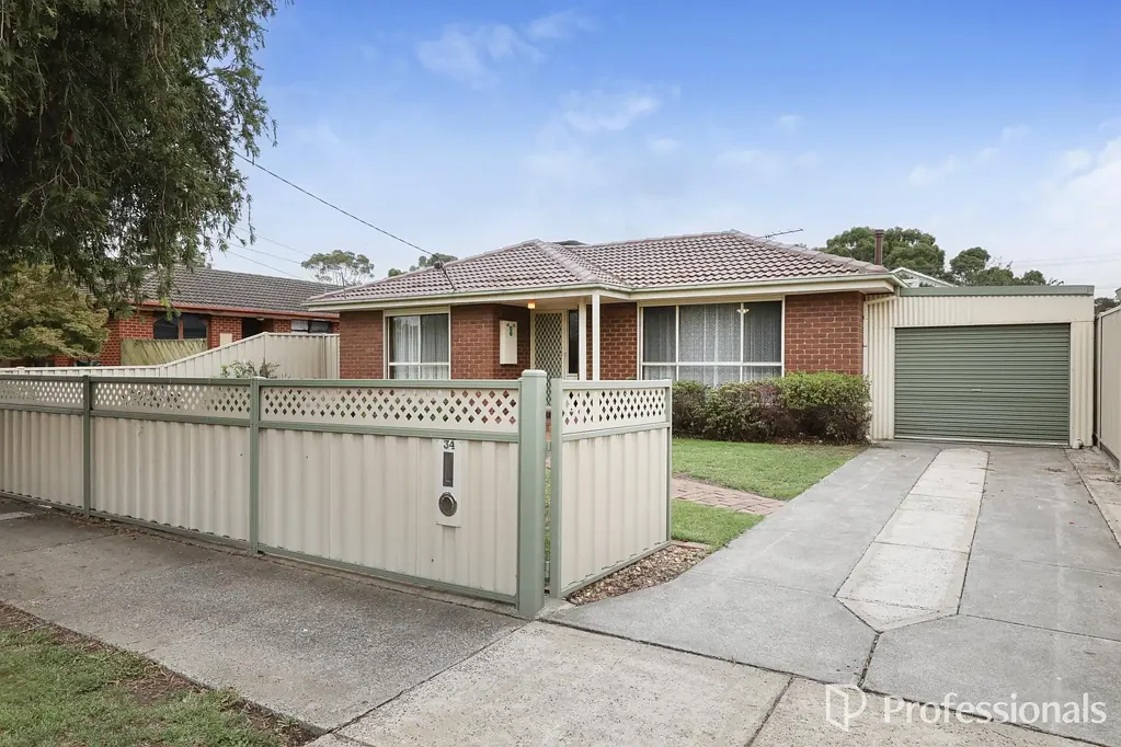 34 Burleigh Road, Melton, VIC 3337