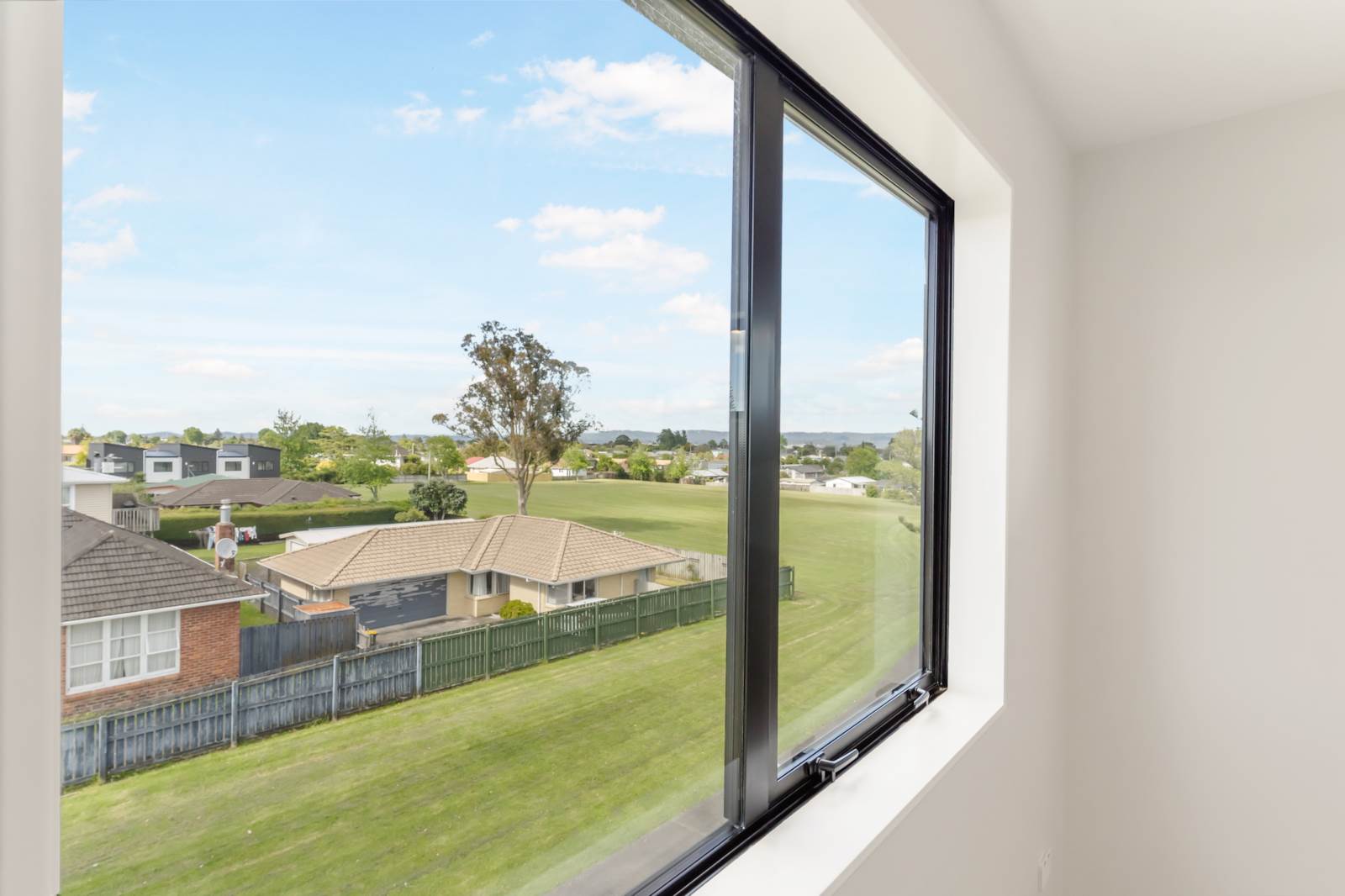 654b Te Atatu Road, Te Atatu Peninsula, Auckland - Waitakere, 3 ਕਮਰੇ, 0 ਬਾਥਰੂਮ, Townhouse