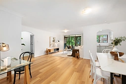 2/27 Willison Road, Carlton