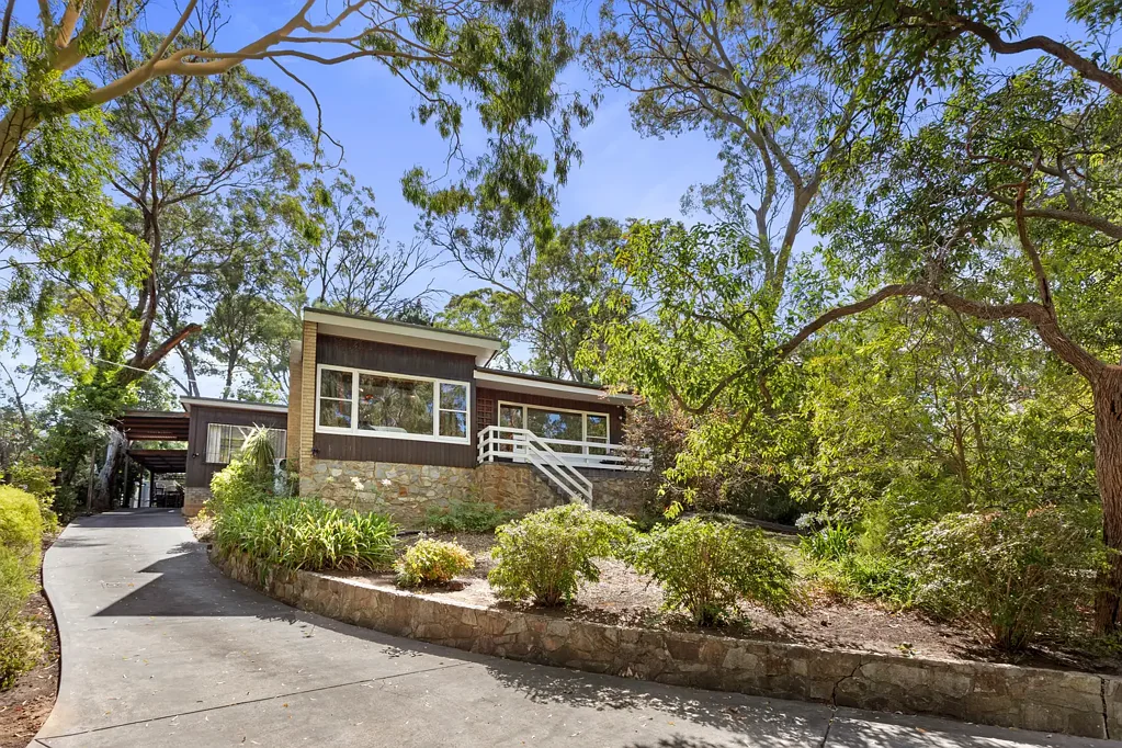 14 Upper Sturt Road, Belair, SA 5052