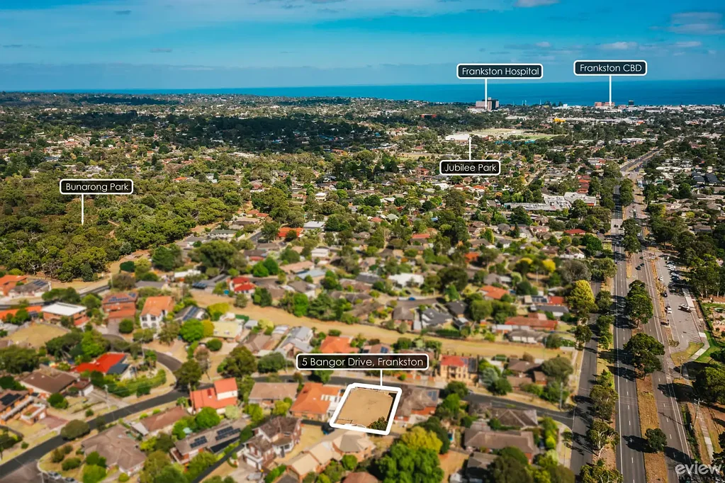 Frankston  Bay & City Views in the Marylands Estate