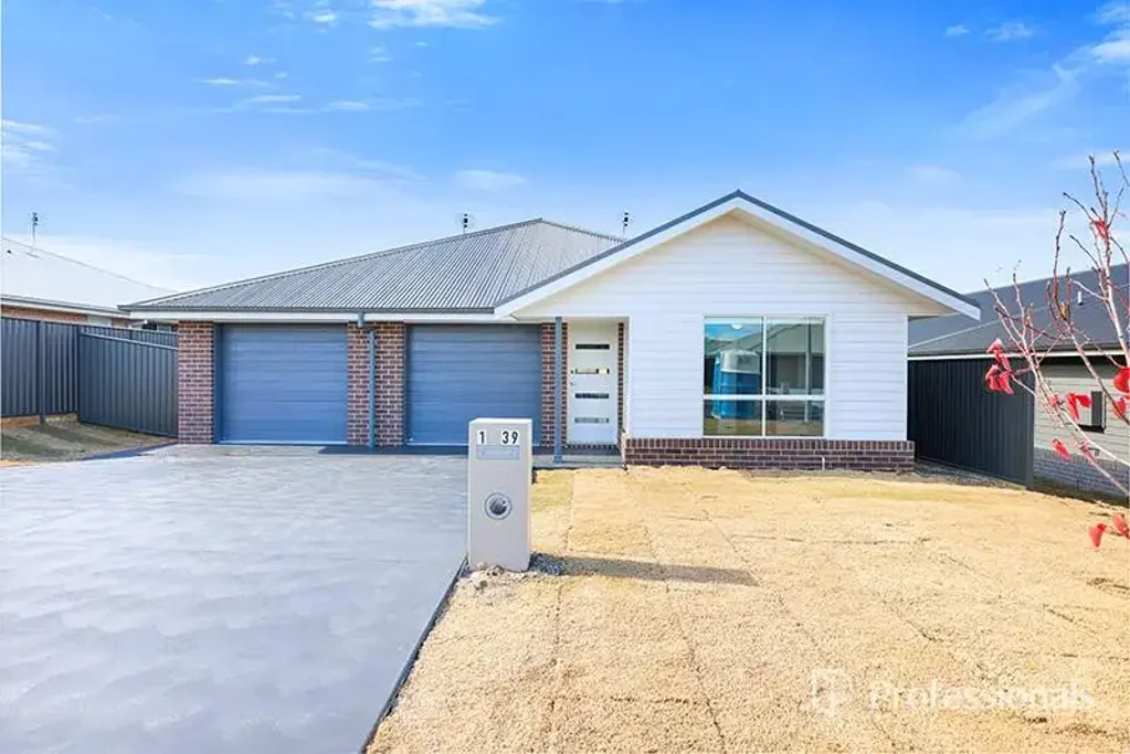 1/39 Wattle Street, Kootingal