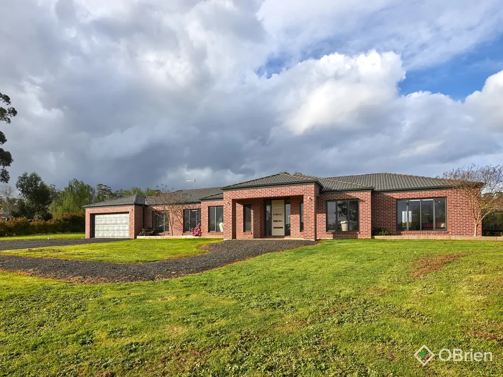 14 Grace Court, Drouin, VIC 3818