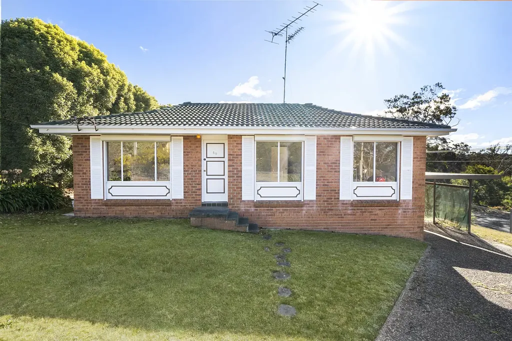 Neat & Tidy Three Bedroom Home in North Katoomba