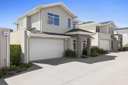 12 Oakwood Court, Rosebud