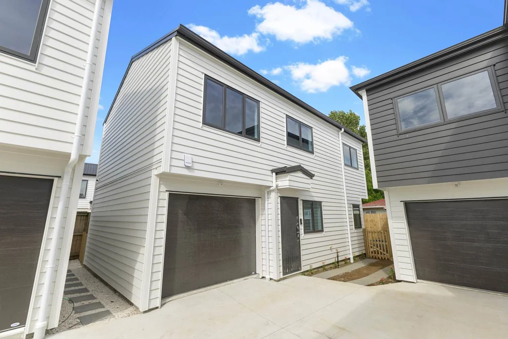 3/68 Maplesden Drive, Clendon Park, Manukau City, Auckland